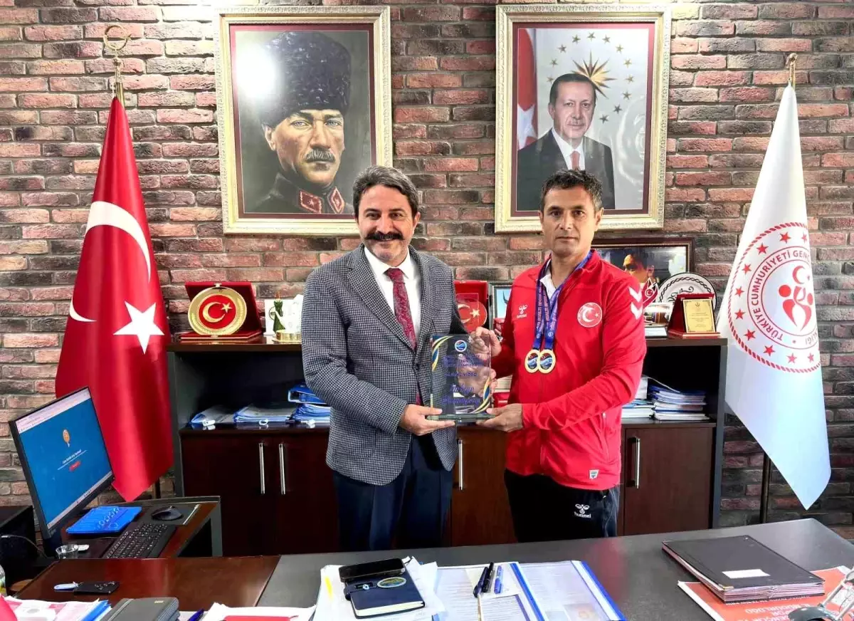 Milli Sporcu Erkan Balk'tan Şampiyonluk Ziyareti