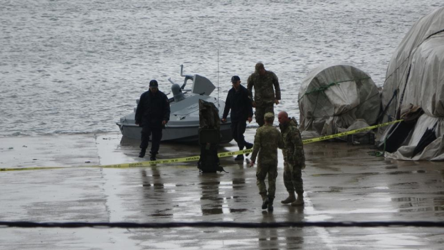 Warning regarding the sea vehicle carrying 300 kilograms of explosives that washed ashore from the Ministry of National Defense