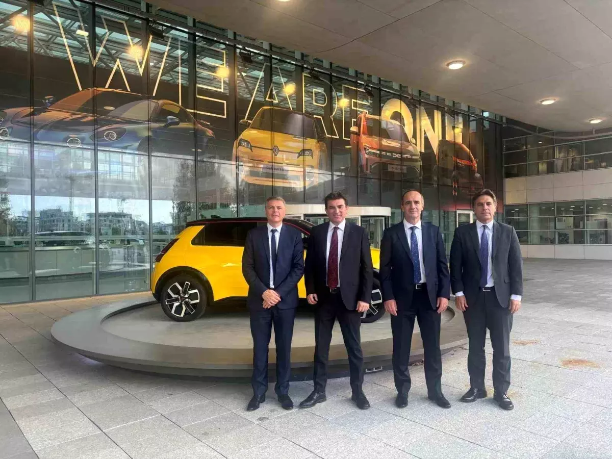 OYAK ve Renault Group, Türkiye'deki İş Birliklerini Güçlendiriyor