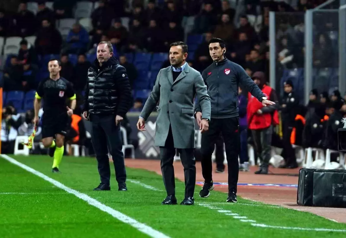 Sergen Yalçın ve Okan Buruk Derbide İlk Kez Karşılaşıyor