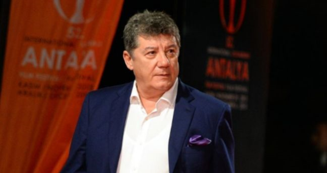 Tarık Ünlüoğlu kimdir, kaç yaşında vefat etti? Tarık Ünlüoğlu ne zaman öldü? Tarık Ünlüoğlu kimdir, kaç yaşında vefat etti? Tarık Ünlüoğlu ne zaman öldü?