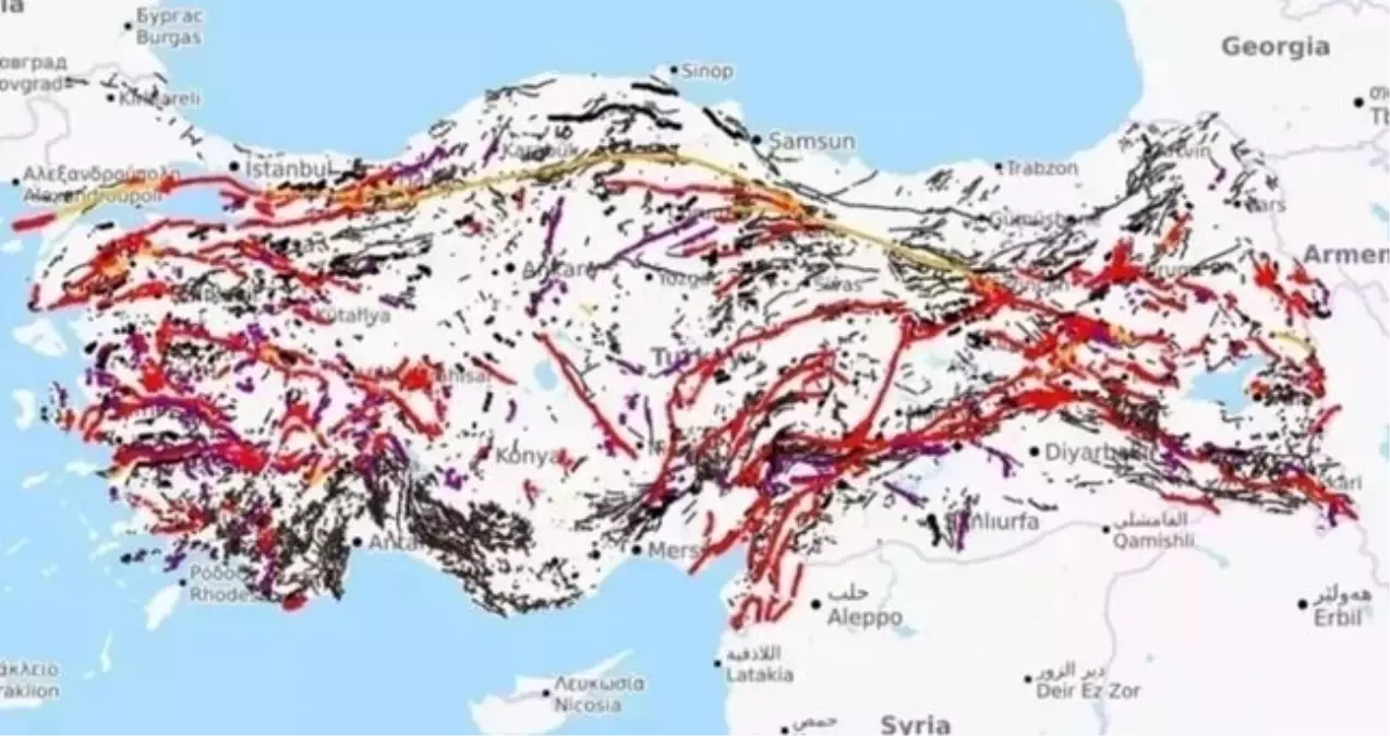 TÜRKİYE DEPREM HARİTASI FAY HATTI SORGULAMA 2025: Evimizin altından fay hattı geçiyor mu? Kuzey Anadolu fay hattı nereden geçiyor?