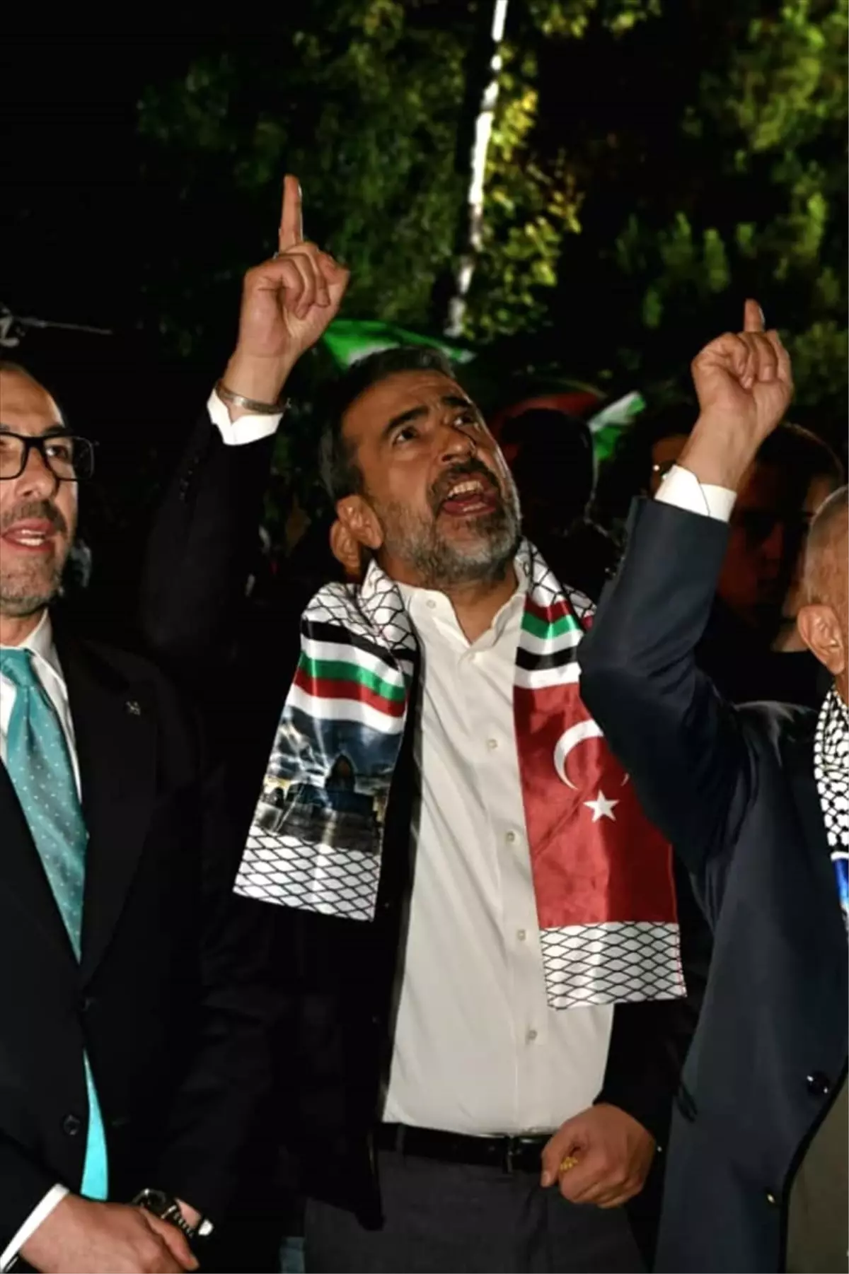 AK Parti Ankara İl Başkanı Özcan'dan İsrail'in alıkoyduğu Metehan Sarı'nın ailesine destek
