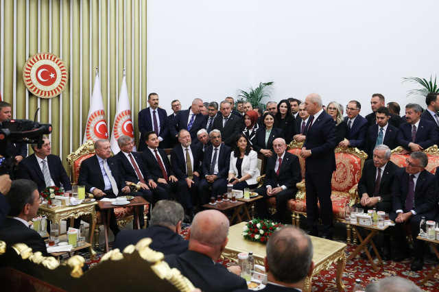 Ali Babacan gündem yaratan fotoğrafın perde arkasını Haberler.com'a anlattı Ali Babacan gündem yaratan fotoğrafın perde arkasını Haberler.com'a anlattı