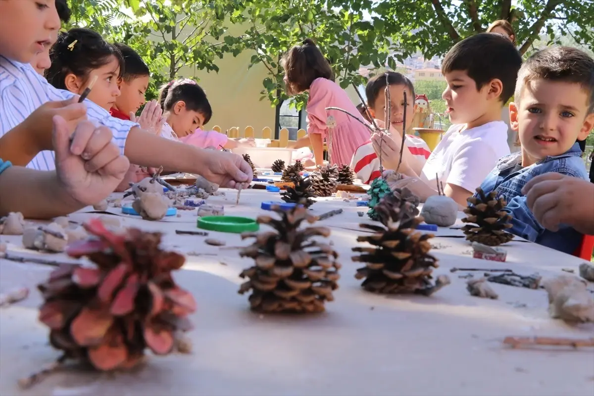 Anaokulu öğrencileri çevre bilincini yaşayarak öğreniyor