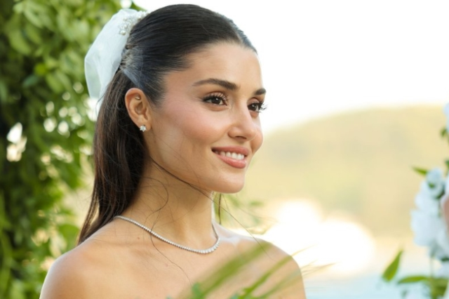 Aşk ve Gözyaşı CANLI izleme linki var mı? Aşk ve Gözyaşı CANLI izleme linki var mı?