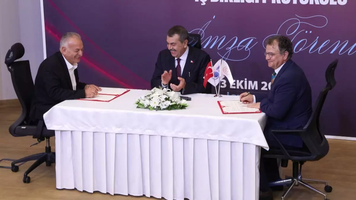 Milli Eğitim Bakanı Yusuf Tekin Özel Eğitimde Rehberlik Çalışmaları İş Protokolü İmzaladı