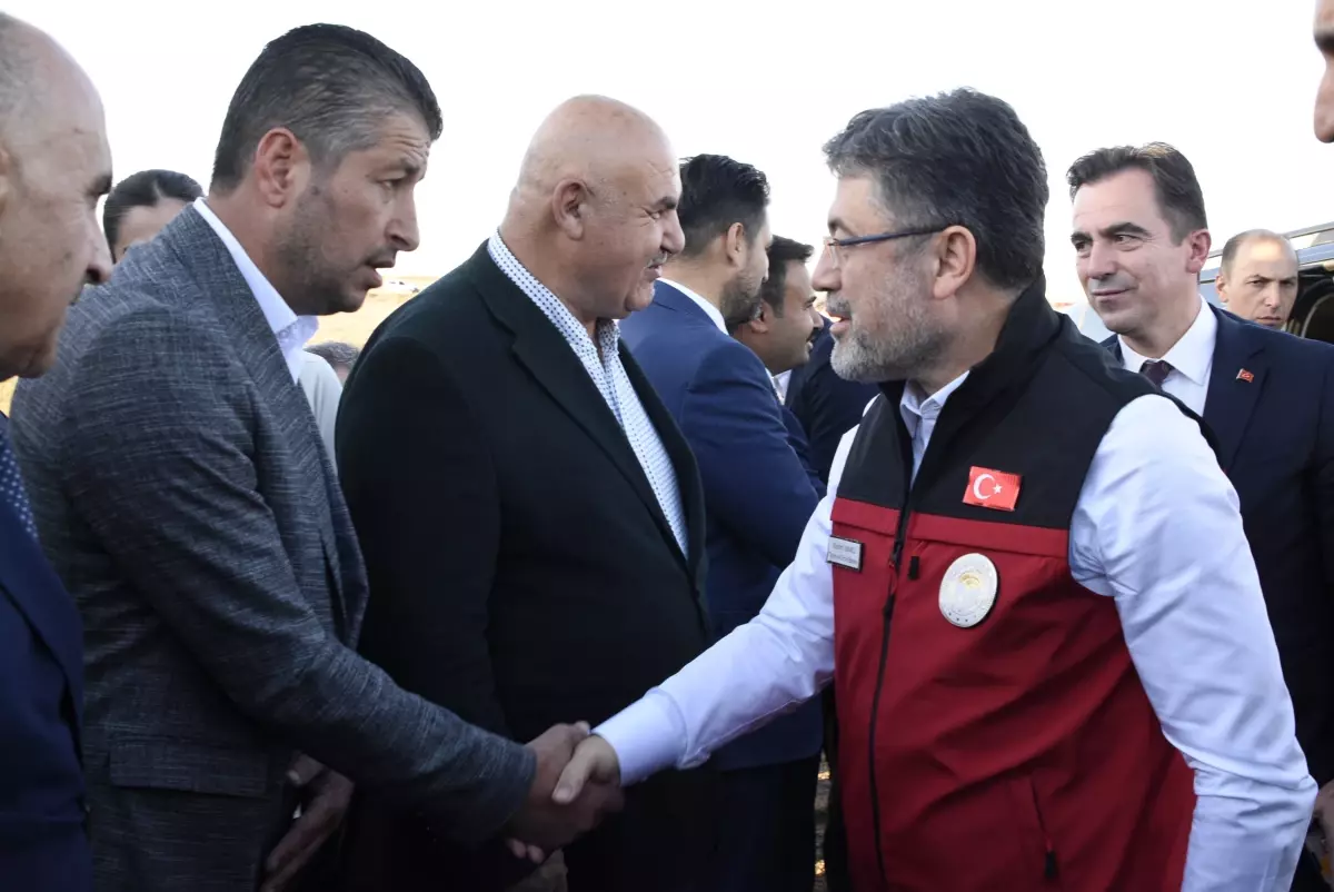 Bakan Yumaklı: Tüketicilerimizin uygun fiyata ürün almasını engelleyecek bütün hareketlere karşı TMO görev...