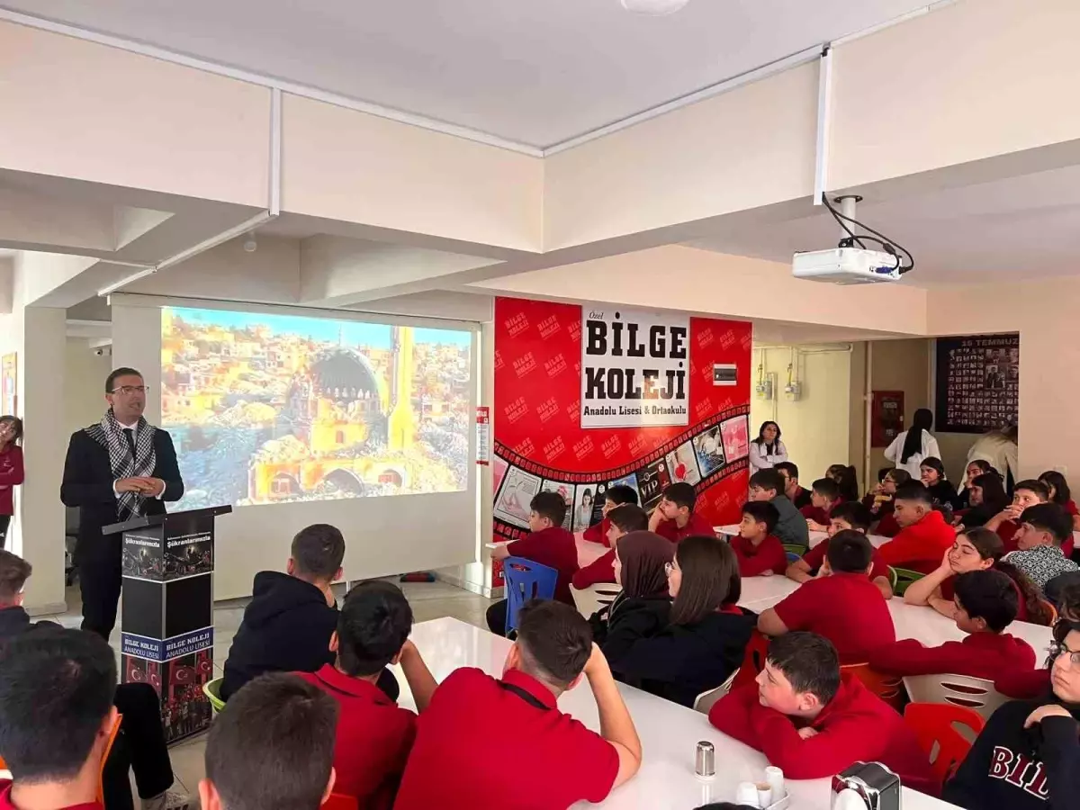 Özel Bilge Koleji&apos;nden Filistin için Mavi Kurdele Etkinliği
