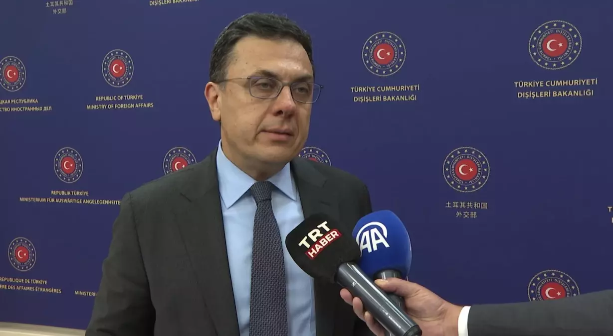 Dışişleri Bakanlığı: Alıkonulan Türk Vatandaşları İçin Tahliye Planları Devam Ediyor