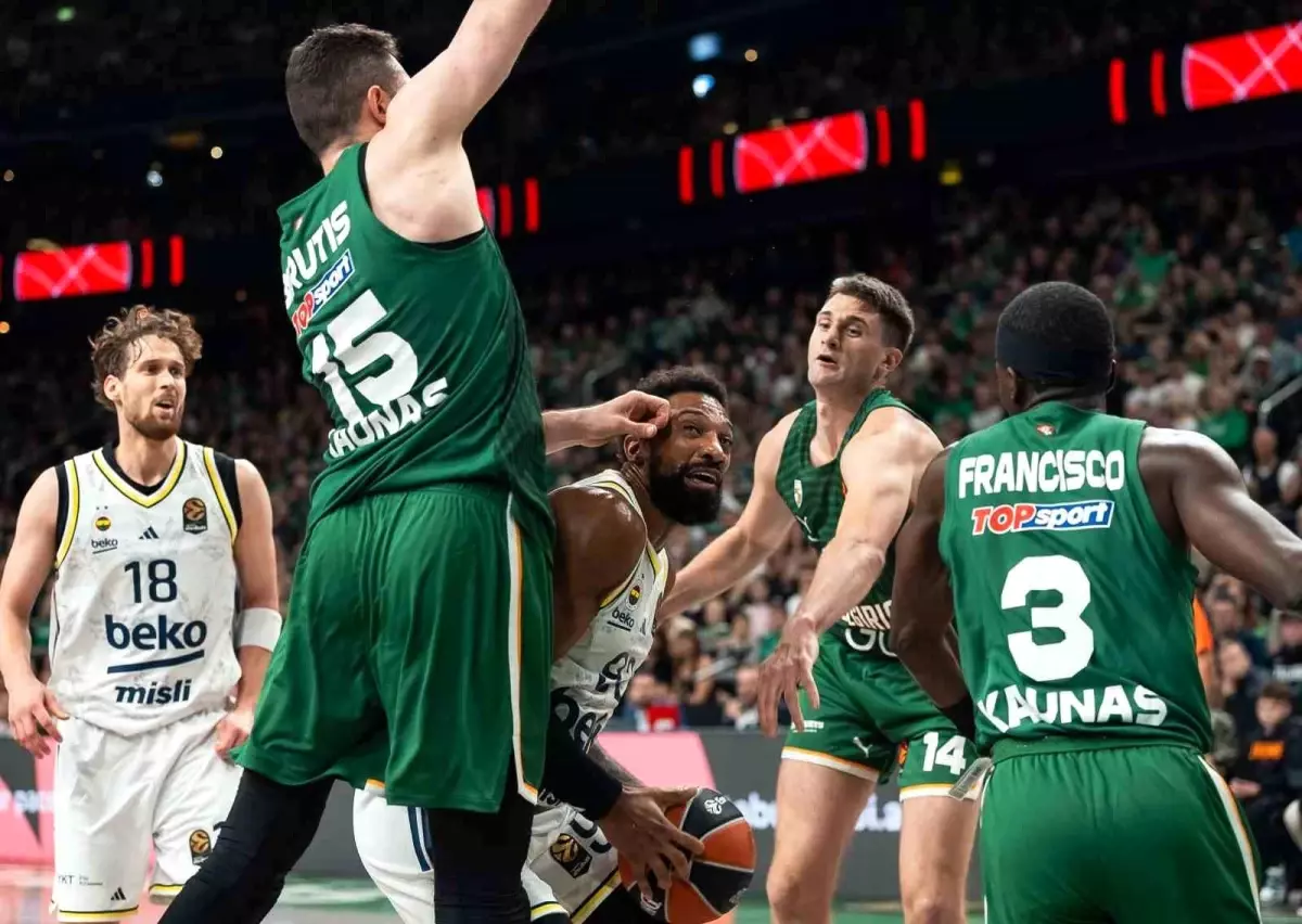 Fenerbahçe Beko, Euroleague'de Zalgiris Kaunas'a Yenildi