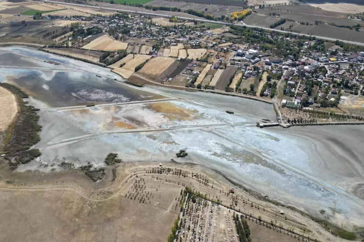 Geçen yıl alarm veriyordu, Ulaş Gölü resmen kurudu