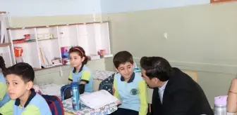 Keban Kaymakamı Atatürk İlkokulunu Ziyaret Etti