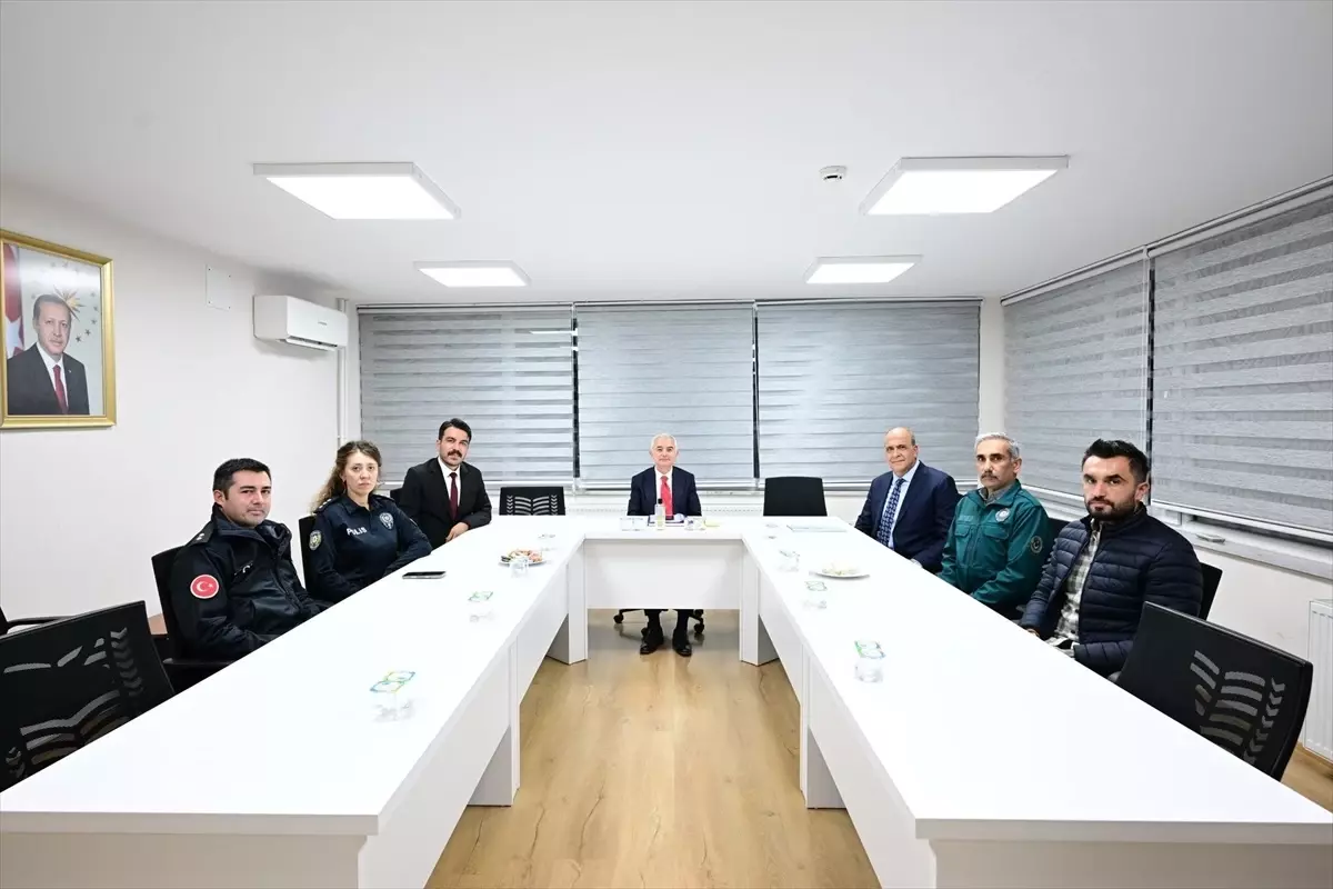 Kırklareli Valisi Uğur Turan Dereköy Sınır Kapısında İncelemede Bulundu