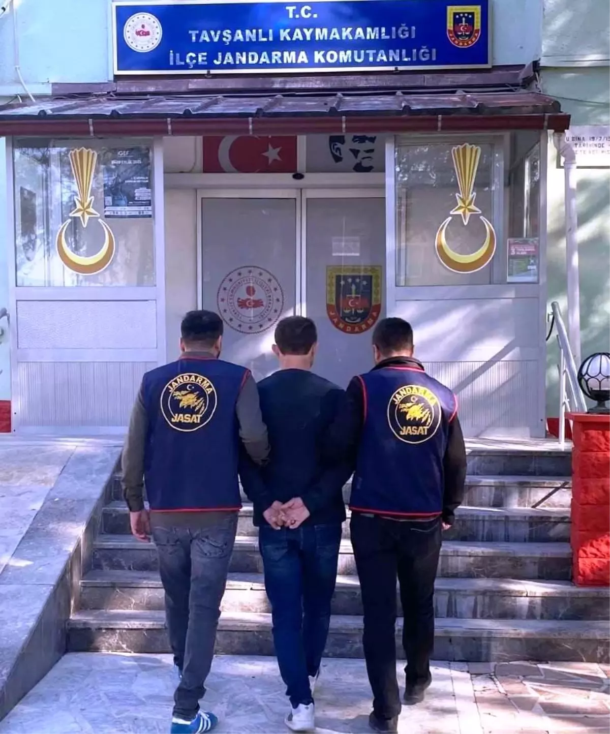 Kütahya'da 11 Yıl Hapis Cezası Olan Şahıs Yakalandı