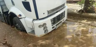 Ödemiş'te yağış etkili oldu