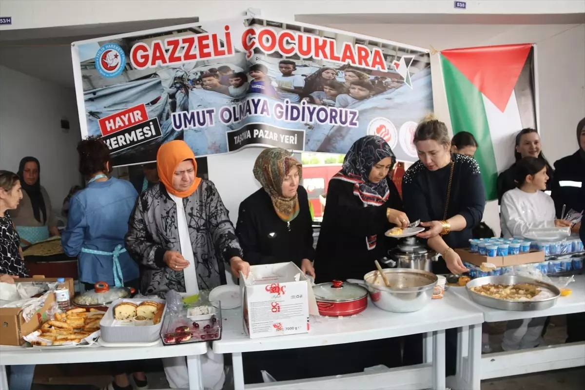 Taşova'da Gazzeli Çocuklar İçin Yardım Kermesi Düzenlendi