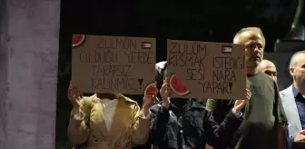 Trabzon'da İsrail'in Küresel Sumud Filosu'na saldırısı protesto edildi
