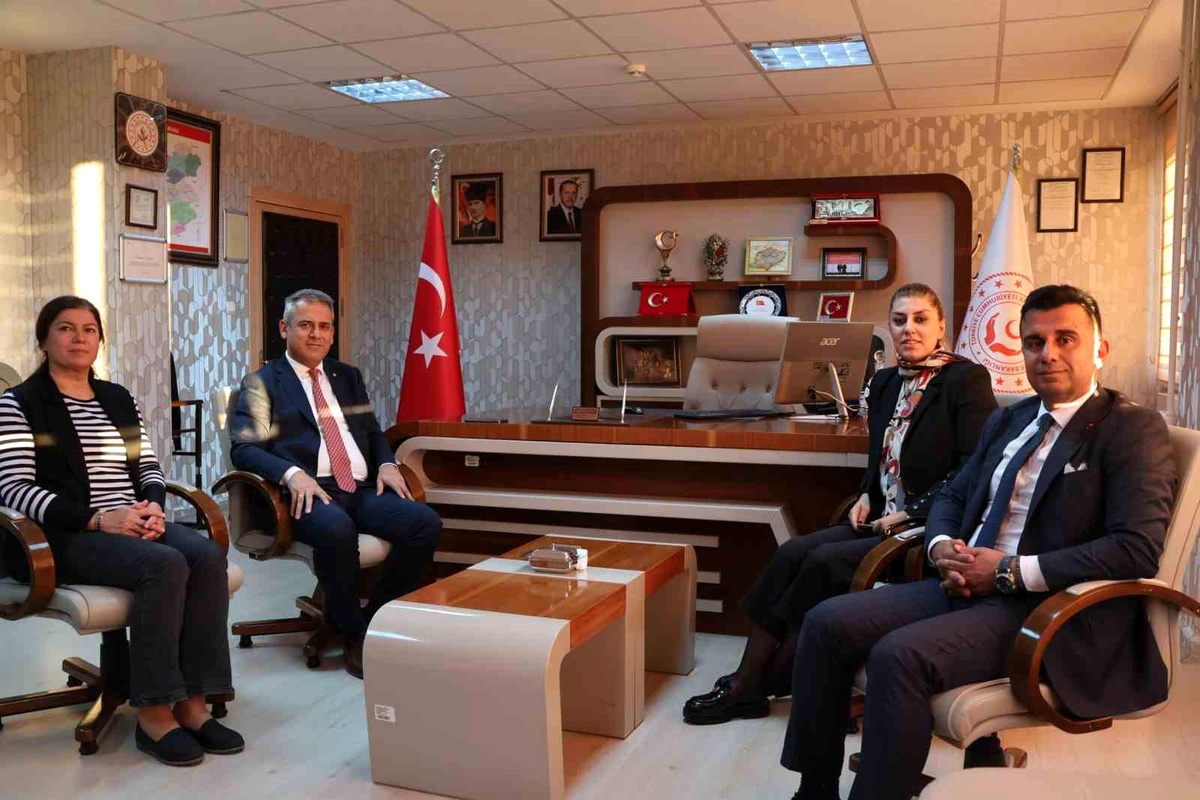 Erzurum'da Genç Çiftlere Destek Toplantısı Gerçekleştirildi