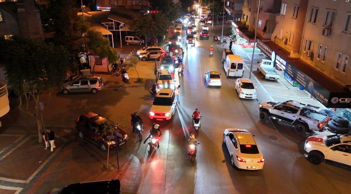 Alanya'da Off-Road Tutkunlarından Gazze'ye Destek Konvoyu