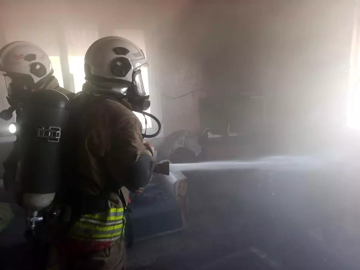 Hatay'da Müstakil Ev Yangında Kullanılmaz Hale Geldi