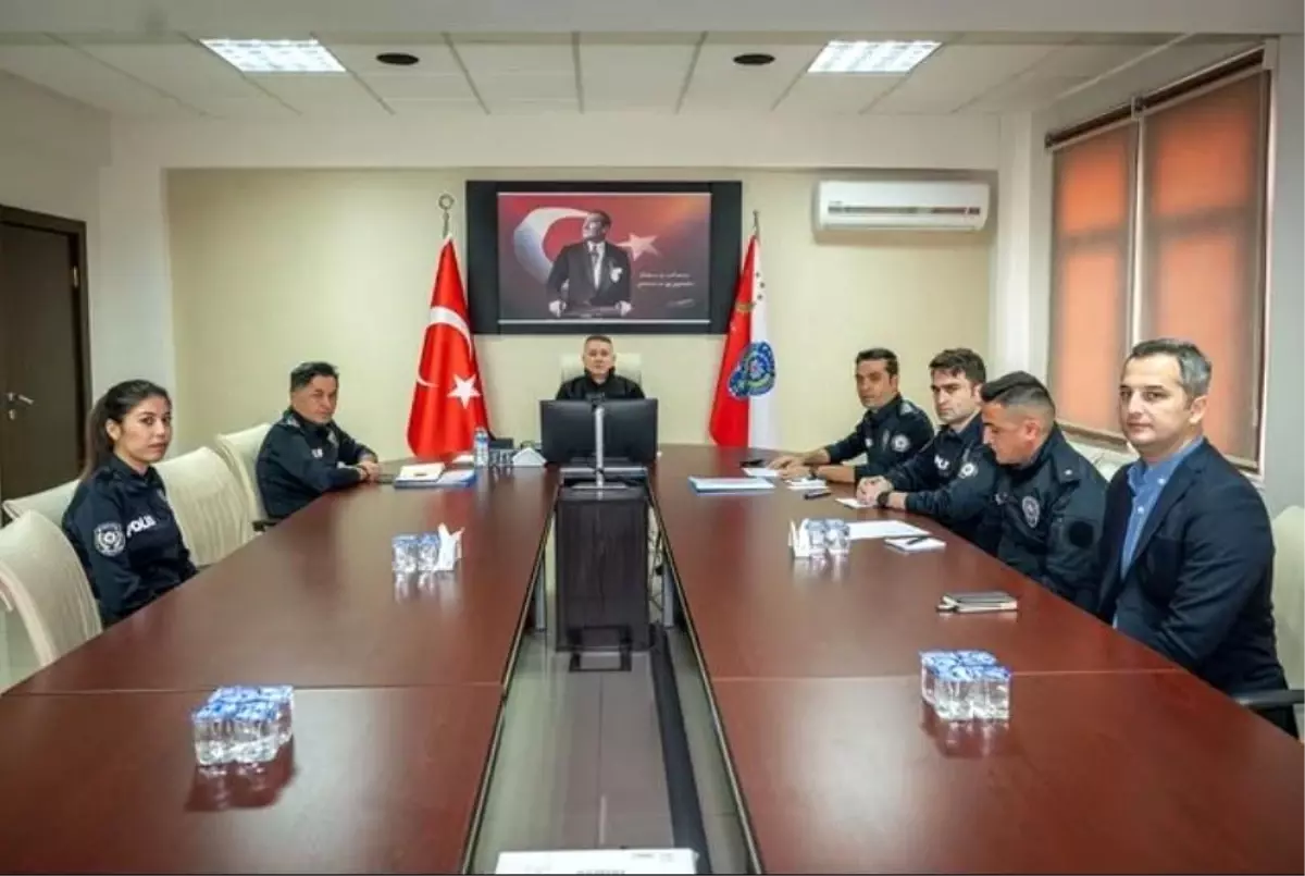 Bilecik İl Emniyet Müdürü Asayiş Toplantısı Düzenledi