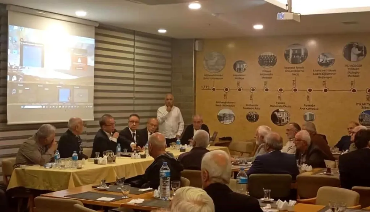 Doğu Türkistan'daki Zulüm ve Çin İle Ticaret Açığı Tartışıldı