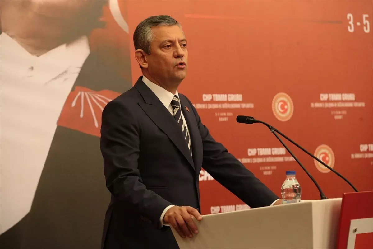 CHP Genel Başkanı Özel, partisinin TBMM Grubu Çalışma ve Değerlendirme Toplantısı'nda konuştu Açıklaması
