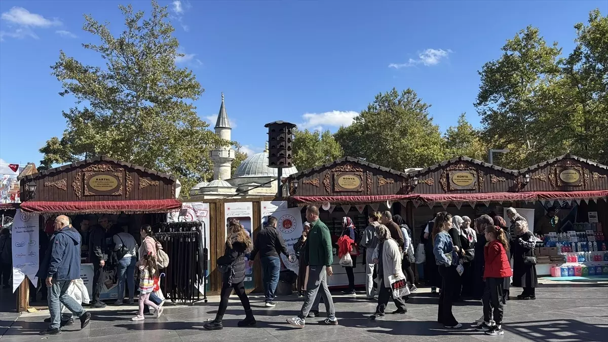 Edirne'de İşyurtları Ürün ve El Sanatları Fuarı Büyülüyor