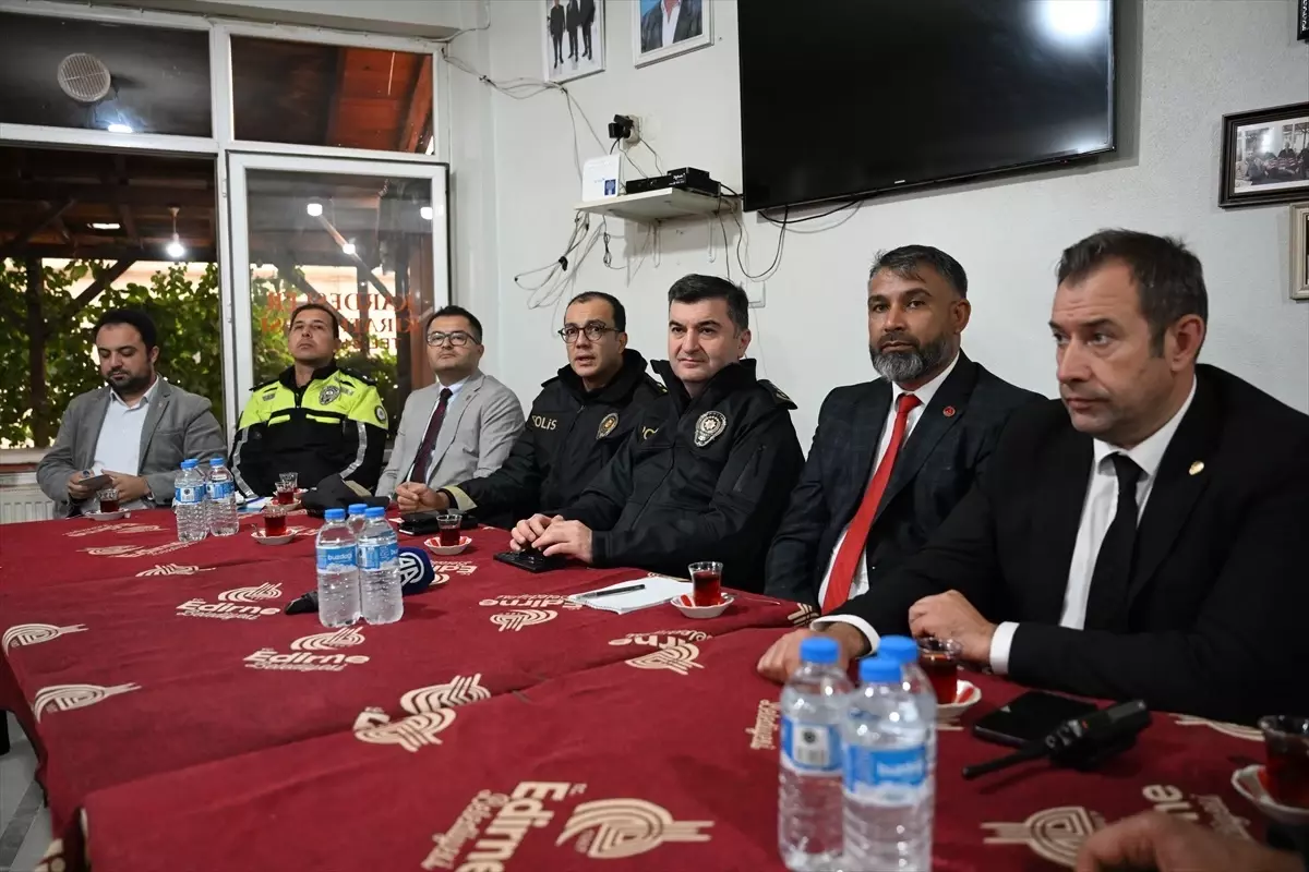 Edirne Emniyet Müdürü Ayhan, Huzur Toplantısı'nda Vatandaşlarla Bir Araya Geldi