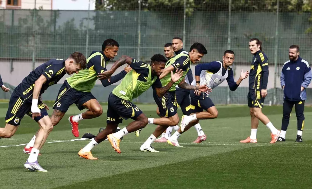 Fenerbahçe, Samsunspor Maçına Hazırlıklarını Tamamladı