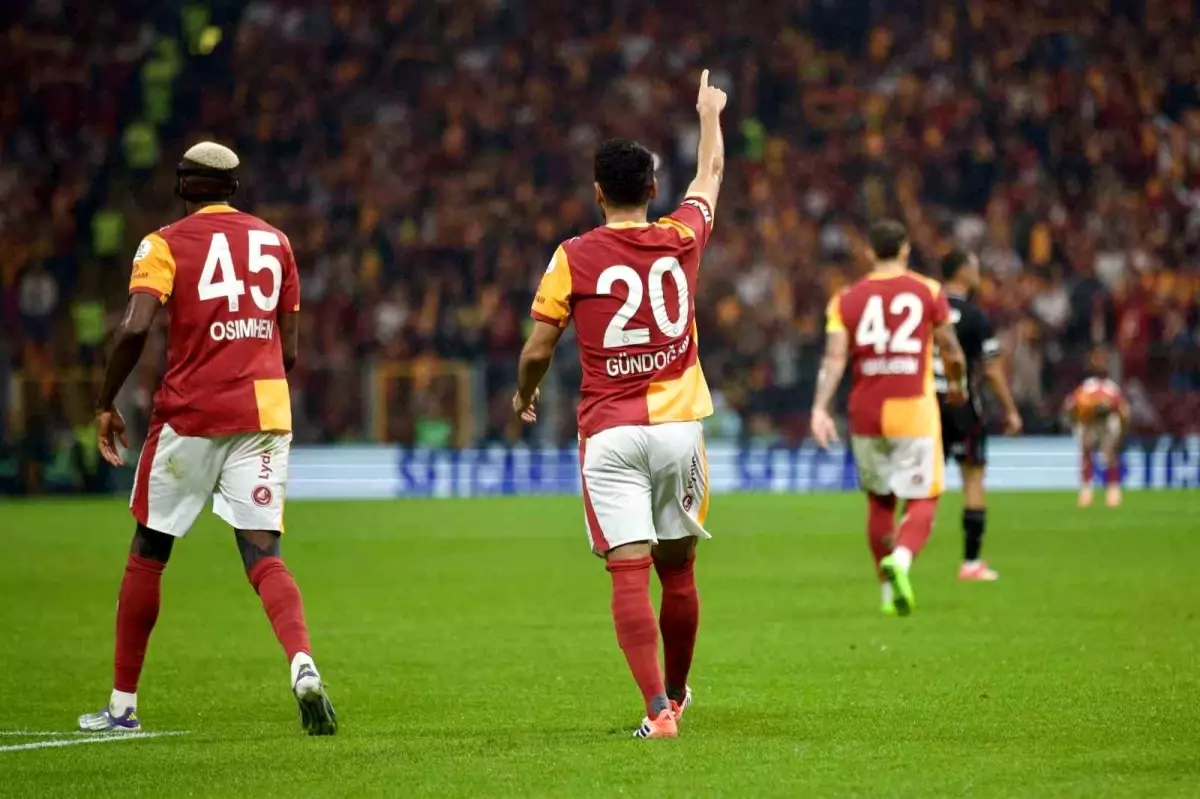 Galatasaray Beşiktaş Derbisinde Beraberlik ile Yenilmezlik Serisini 29 Maça Çıkardı