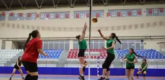 Hakkari Sportif Faaliyetler Kadın Voleybol Takımı, 1. Lig Hedefiyle Mücadele Ediyor