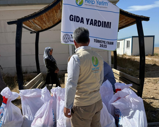 Help Yetim'den Doğu Anadolu bölgesine gönüllere dokunan yardım çalışmaları Help Yetim'den Doğu Anadolu bölgesine gönüllere dokunan yardım çalışmaları
