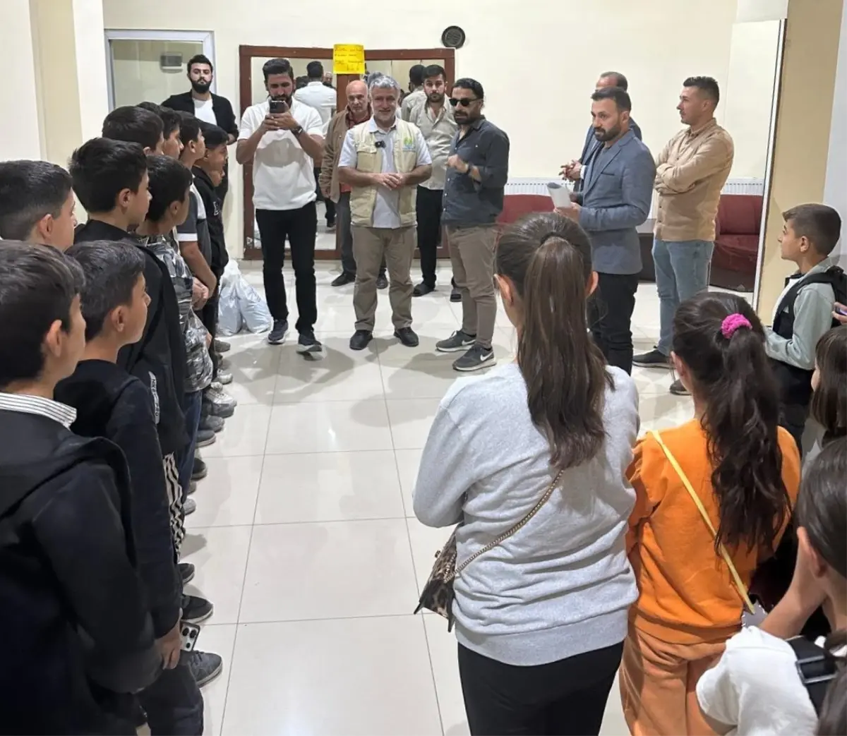 Help Yetim'den Doğu Anadolu bölgesine gönüllere dokunan yardım çalışmaları