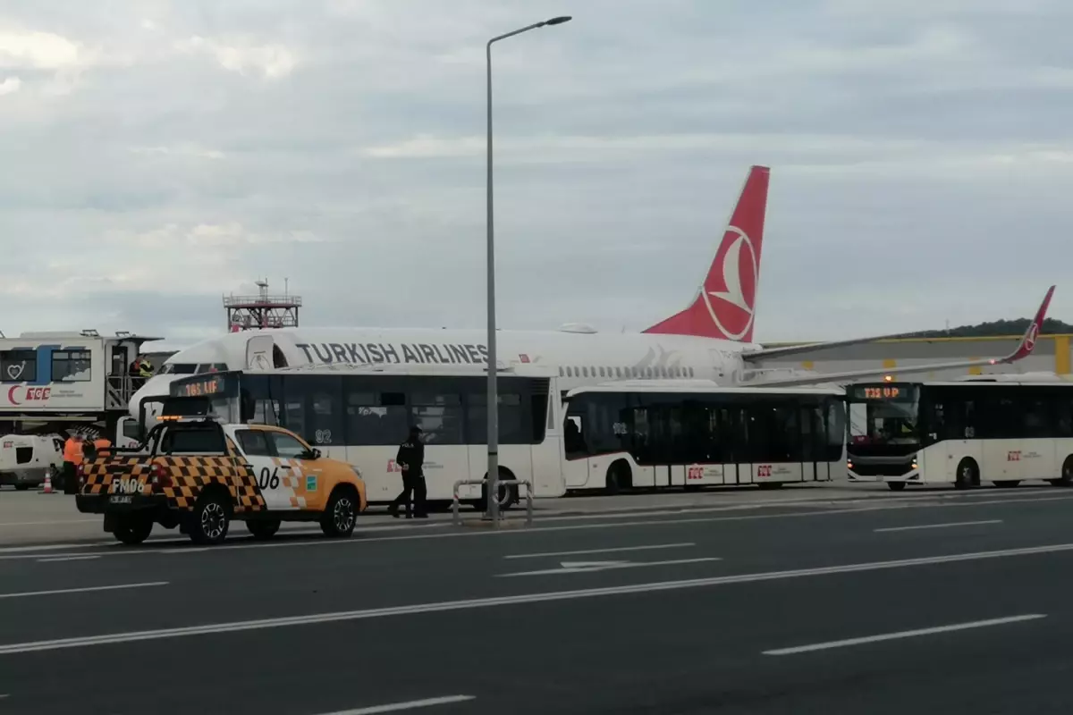 İsrail&apos;in alıkoyduğu 36 Türk aktivist İstanbul&apos;da