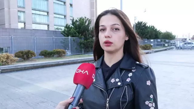 Filed a complaint against the hairdresser who cut her hair saying 'donating to children with cancer'