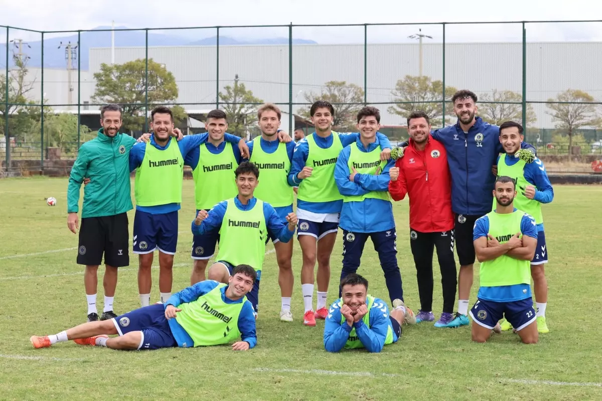 Menemen FK, Zirve Hedefinde 68 Aksaray Belediyespor'u Ağırlıyor