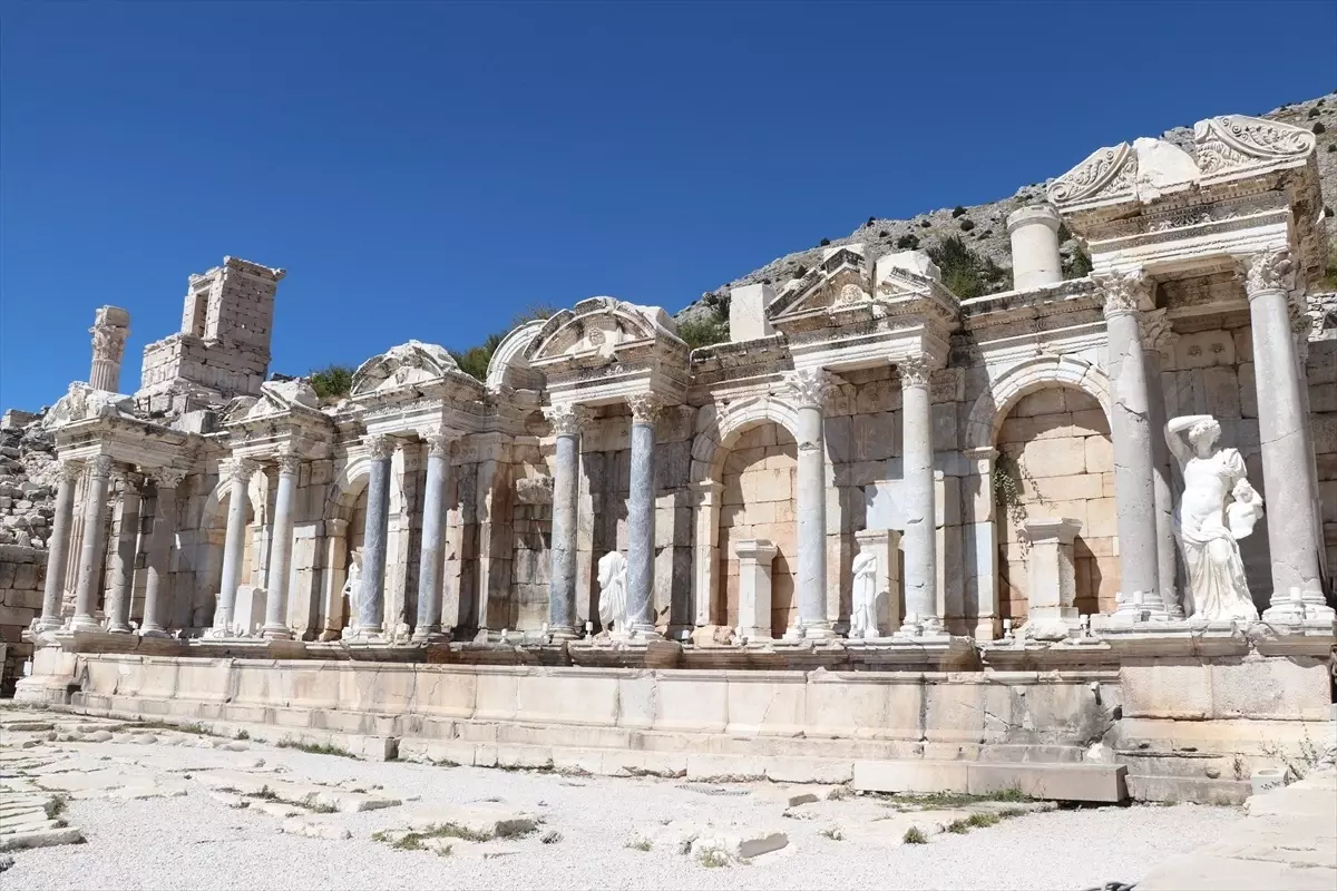 Sagalassos Antik Kenti'nde Mısır Tanrısı Tutu Figürü Bulundu