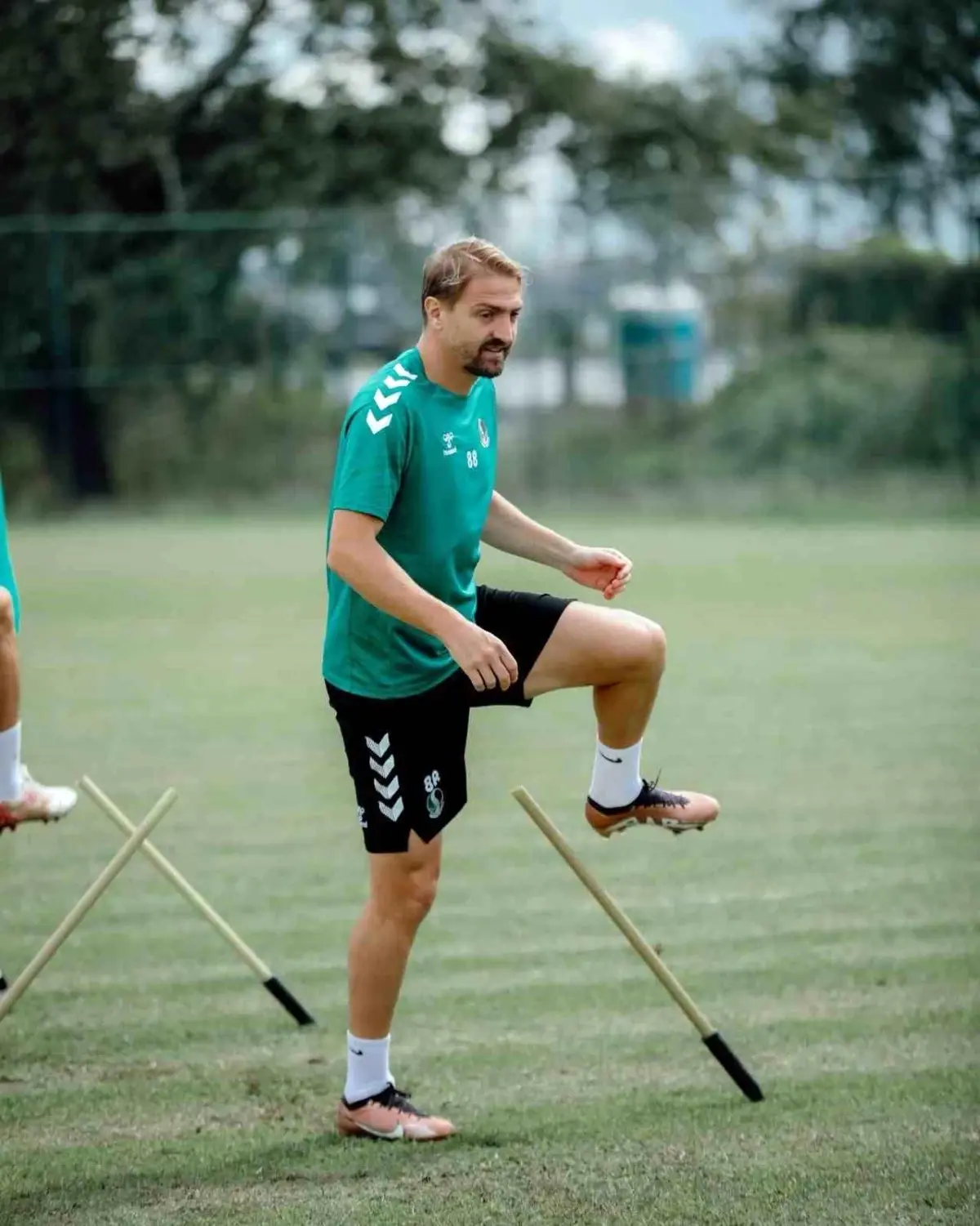 Caner Erkin ve Burak Altıparmak Tekrar Sakaryaspor A Takımına Dahil Edildi