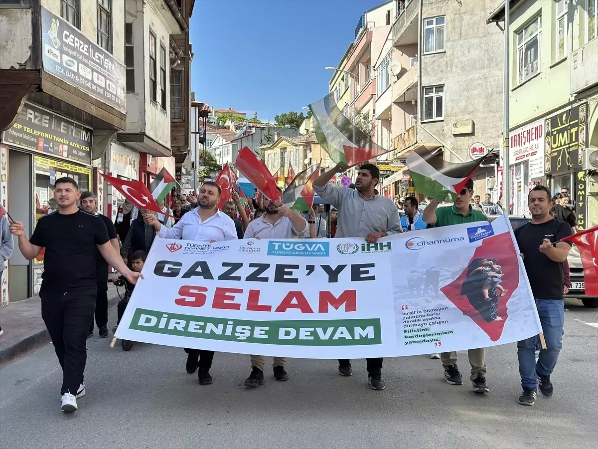 Sinop'un Gerze İlçesinde Filistin'e Destek Yürüyüşü Düzenlendi