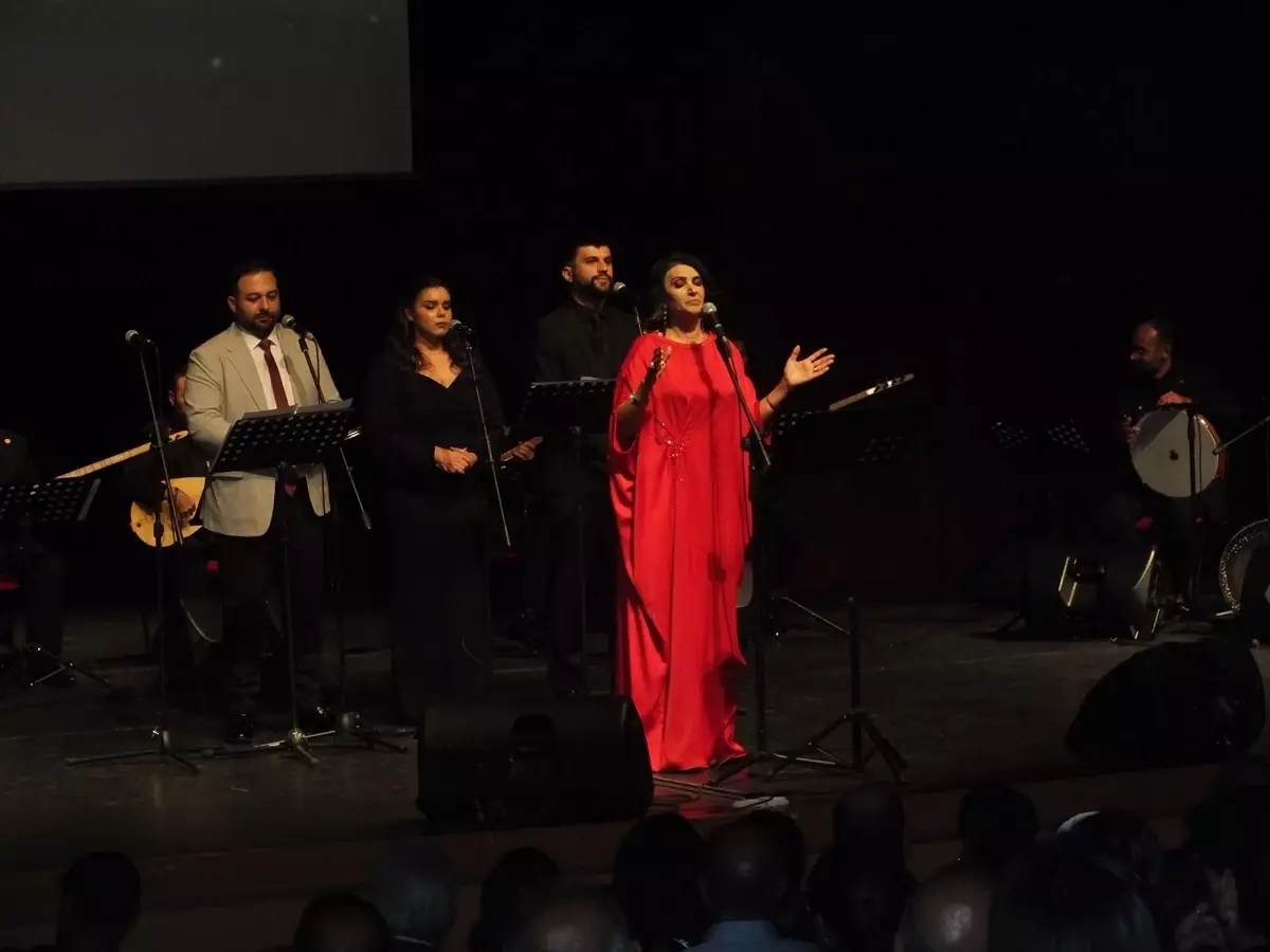 Sivas'ta 'Türkülerin Yolculuğu' Konseri Düzenlendi