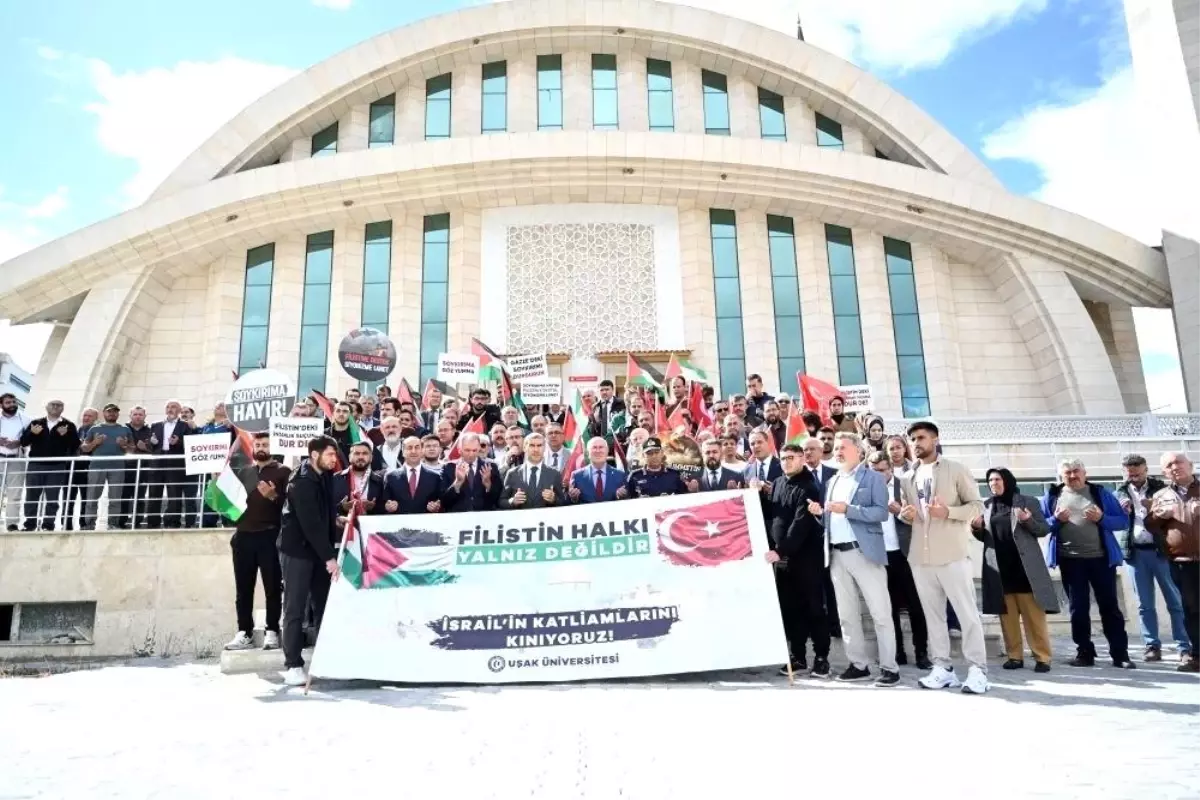 Uşak Üniversitesi'nde Filistin İçin Dua Programı
