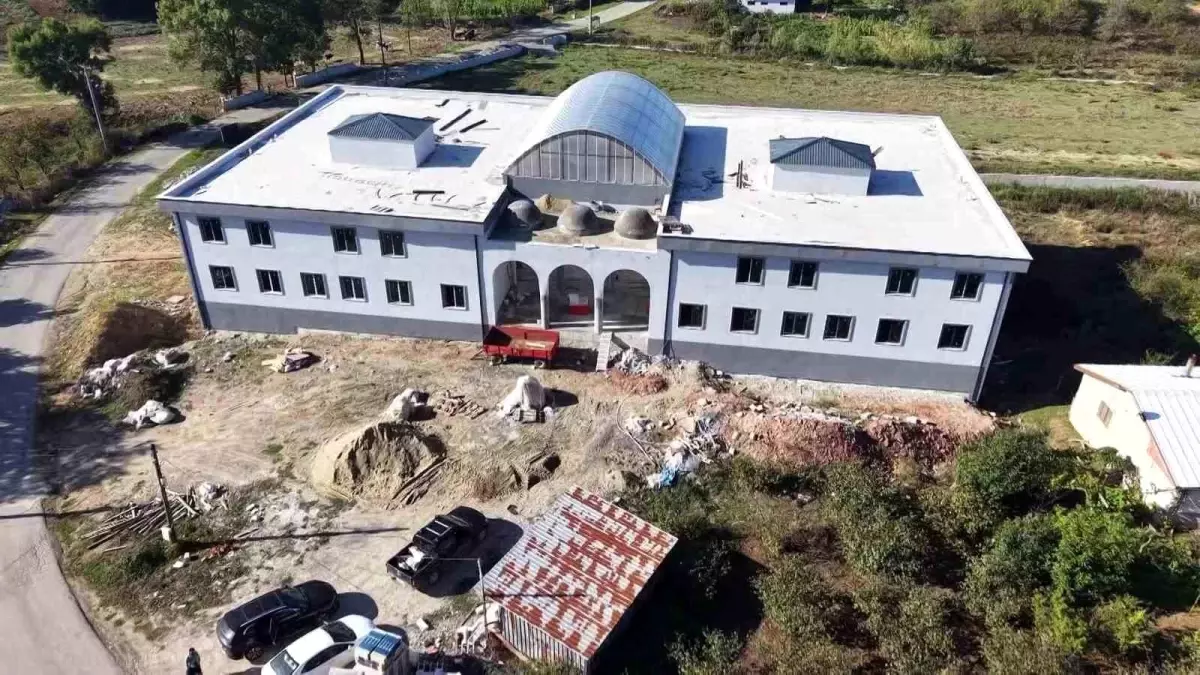 Kaynarca'da Kur'an Kursu İçin İmece Usulü Destek