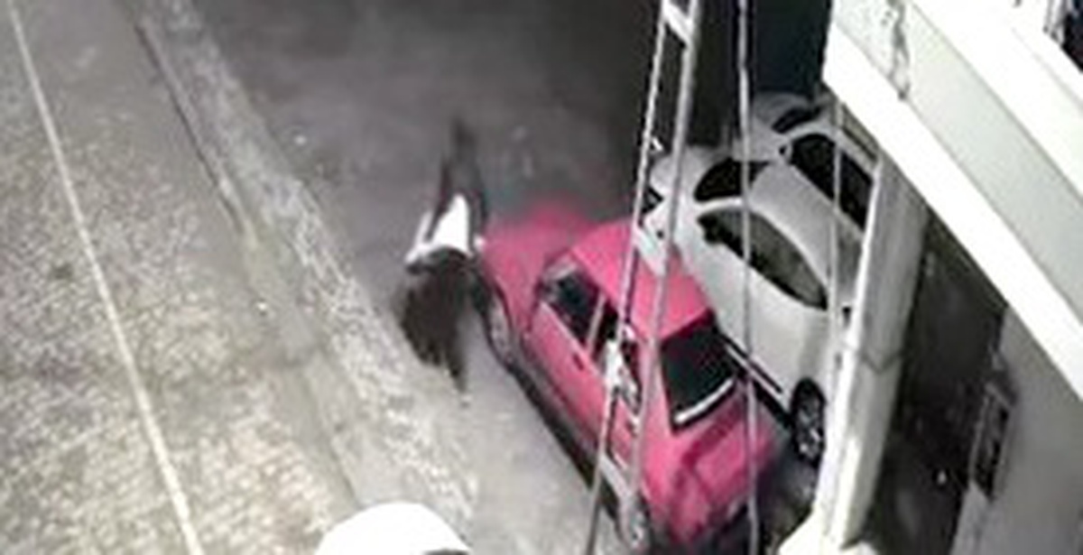 Avcılar'da 20 Bin Lira Değerindeki Ses Sistemi Çalındı