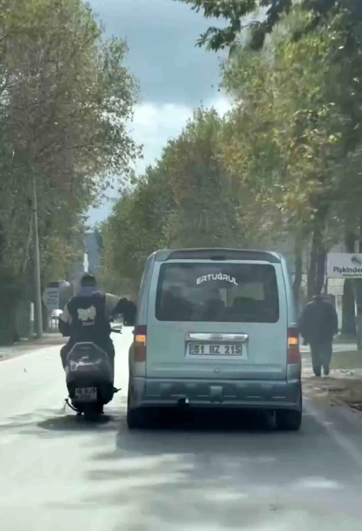 Bursa'da Motosiklet Sürücüsünden Tehlikeli Sohbet