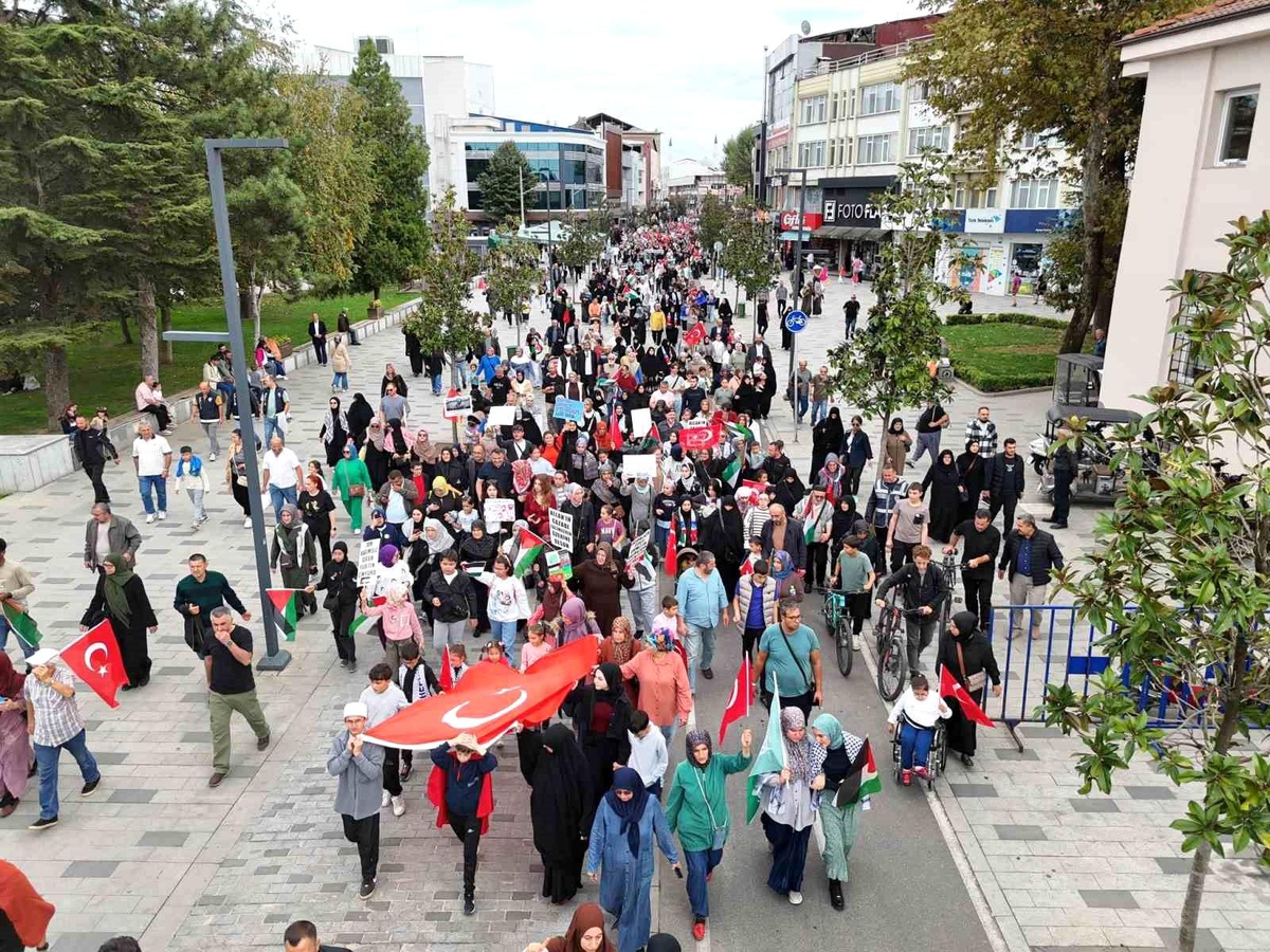 Düzce'de Filistin'e Destek Mitingi