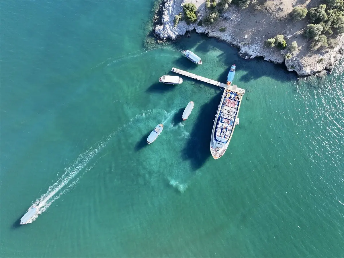 Dalyan Kanalı Ekim Ayında Turist Akınına Uğradı