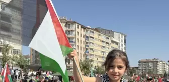 Elazığ'da Gazze Protestosu: 'Katil İsrail'e Lanet Mitingi'