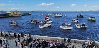 İzmir'de Filistin'e Destek İçin Denizden Yola Çıktılar